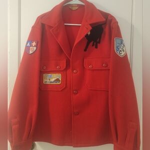 True 1960s/1970 Vintage Red Tweet Wool Men's Coat Jacket Patches Size Sm/Med